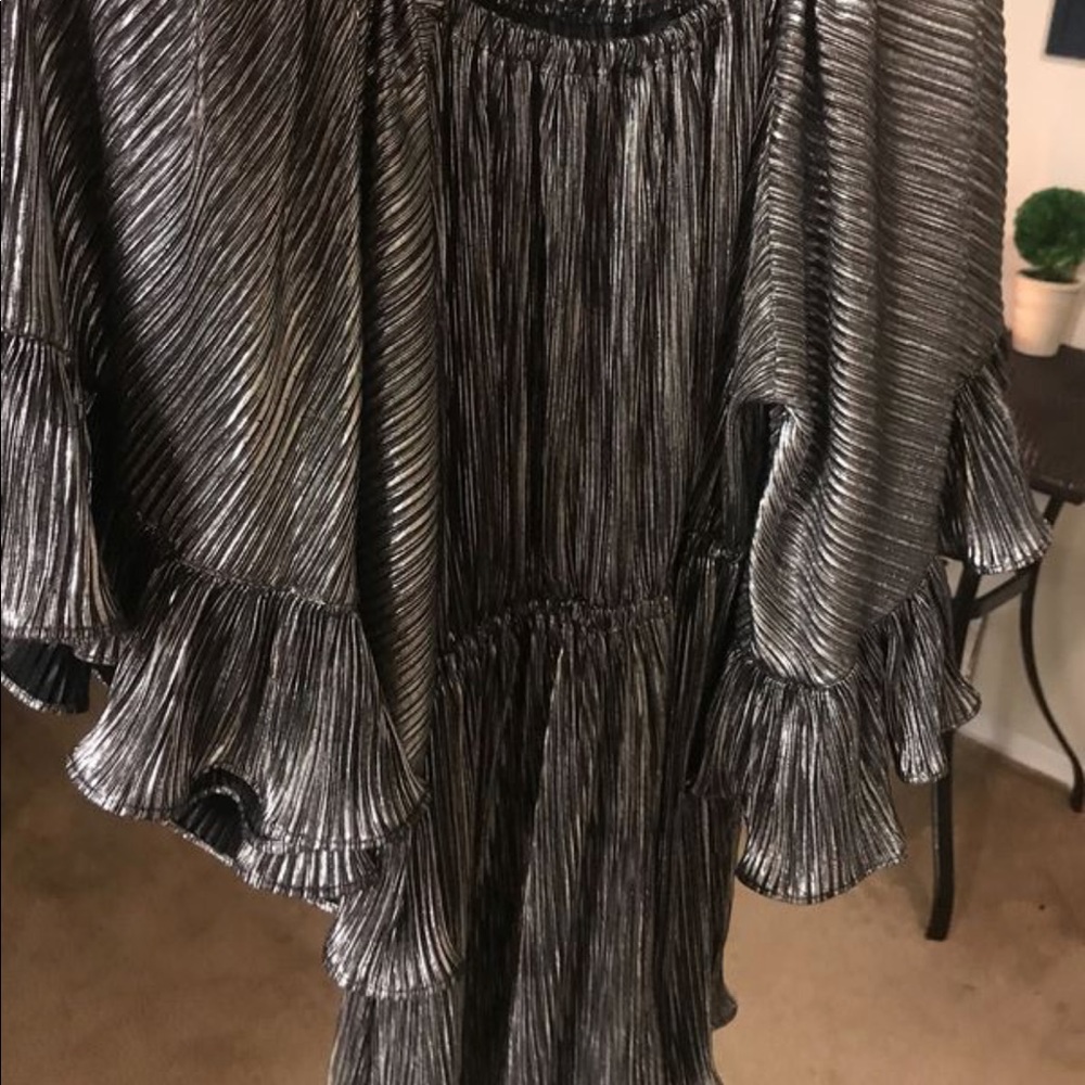 Romper - Picture 4 of 5